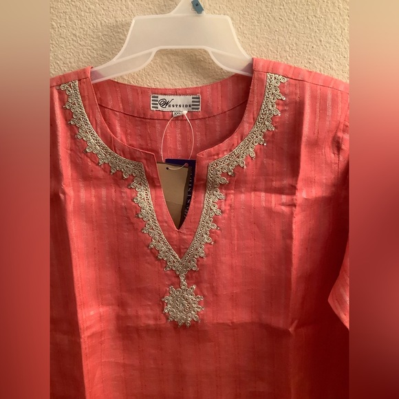 New Tunic Style Tops Blouse Peach Pink color with Silver thread work - Picture 3 of 5